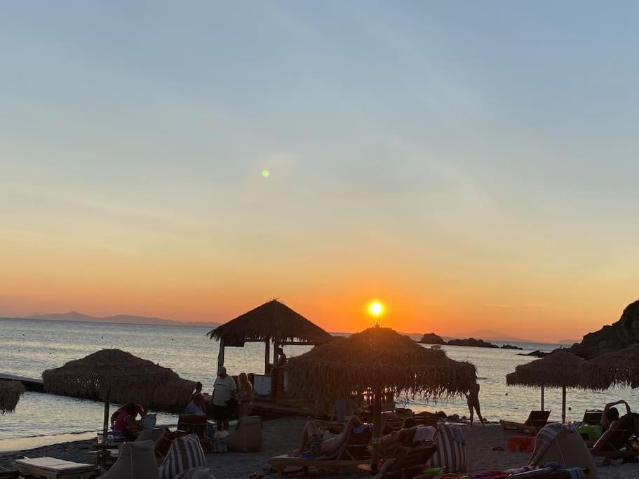 Eagles Nest Villa Athenian Riviera In Aghia Marina Near Lagonisi, Next To The Beach Close To Athens Airport Agia Marina  Exterior photo