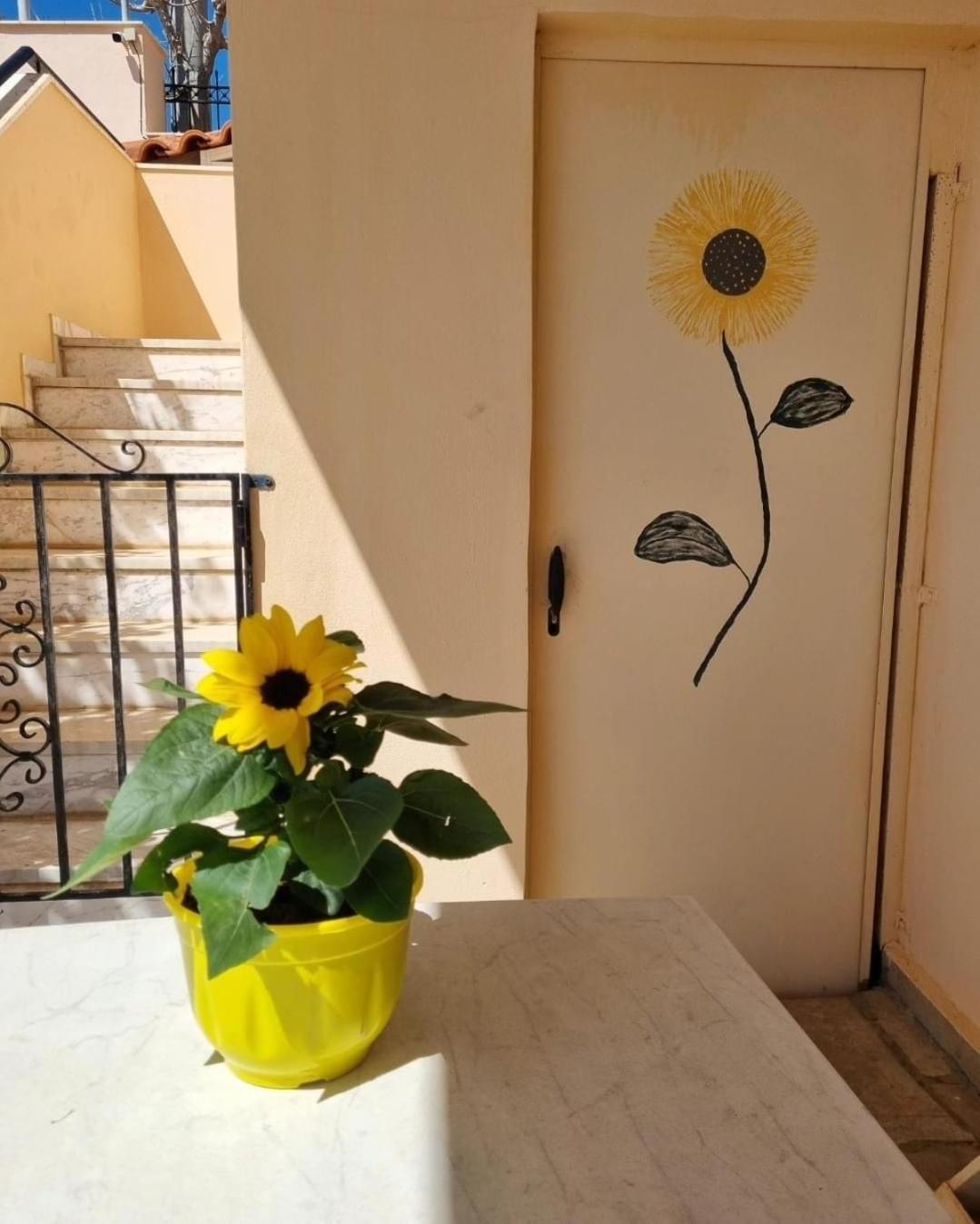 Eagles Nest Villa Athenian Riviera In Aghia Marina Near Lagonisi, Next To The Beach Close To Athens Airport Agia Marina  Exterior photo